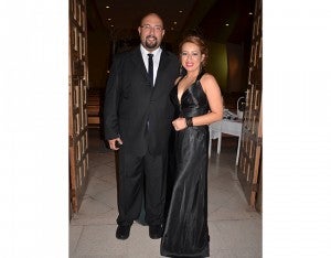 Raúl Fernández y Paola de Fernández.