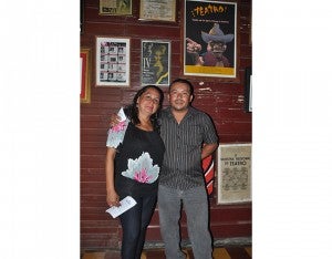 Óscar Gonzales y Zoila Prince.