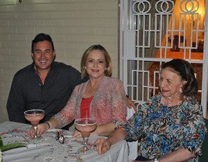 Oscar Kattán, Claudia Kattán y Elena Salem.