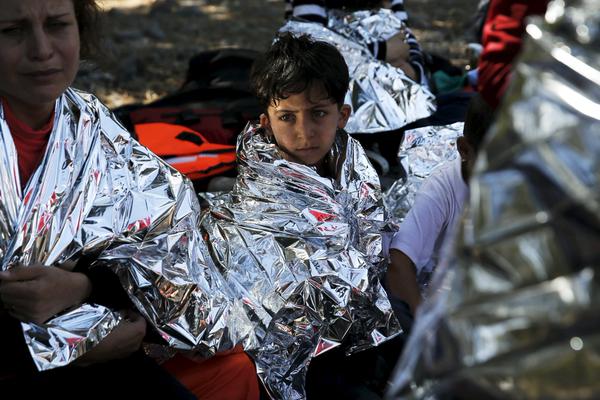 La Organización Internacional para las Migraciones indicó que más de 430.000 migrantes y refugiados cruzaron el Mediterráneo con destino Europa