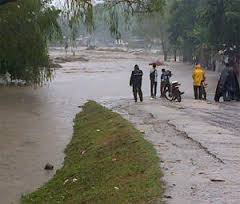 En zonas aledañas a San Pedro Sula comenzó a llover a tempranas horas.