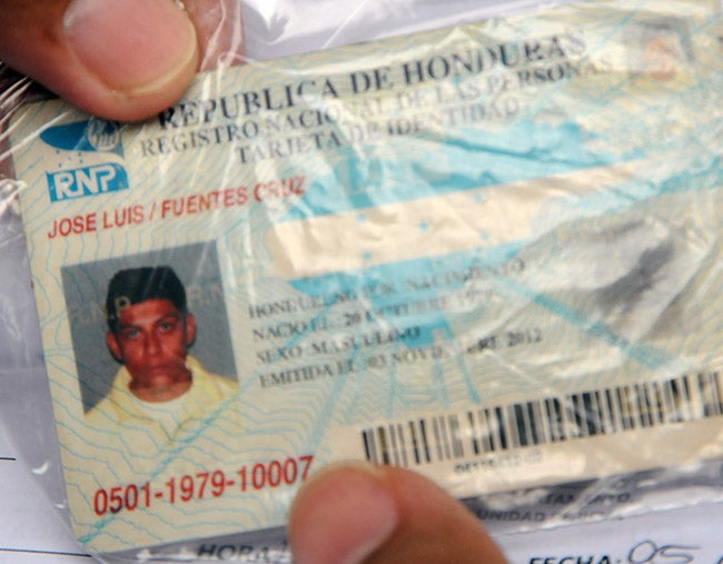 José Luis Fuentes en la fotografía de su cédula de identidad.