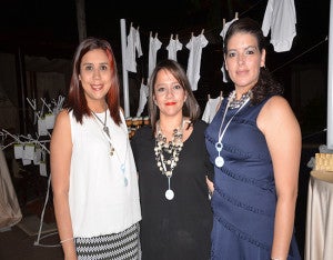 Lourdes de Triminio, Bessie de López e Irma de Salgado.