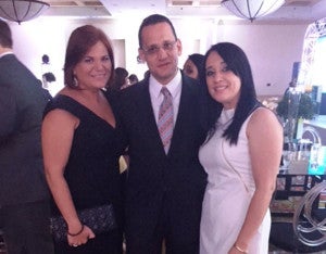 Aline Flores, Mario Bustillo y Karla Ruiz.