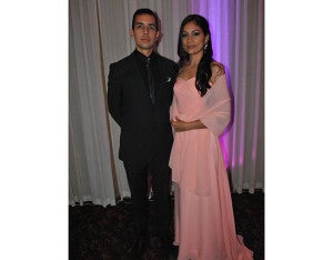 Jose Luis y Jennifer Mendoza. 