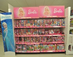 En juguetería puedes encontrar todo lo nuevo de Barbie.