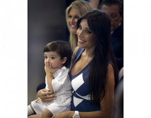 La popular presentadora de la televisión española Pilar Rubio, espera un segundo hijo de Ramos.