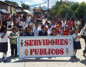 Con mensajes penetrantes llegaron los peuqeños