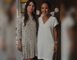 Loly Paz y Magda Girón.