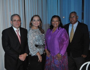 Antonio y Lourdes Guillén y Sara y Luis Castillo.