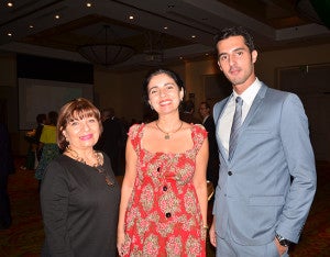 Rosario Triminio, Tania Aguilar y Jonathan Dupain.