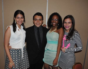 Lilian Ortega, Edin Monge, Xiomara Morales y Allison Vásquez.