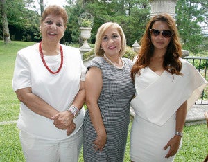 Anny Sahury, Susana Salgado y Estefanía Castillo.