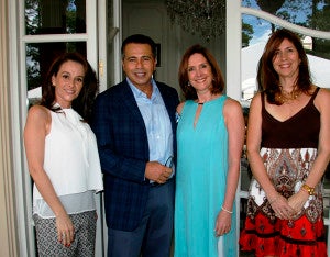Norma Quiñónez, Simón Kafie, Anie de Kafie y Verushka Barroeta.