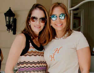 Patricia Midence y Marcela Calderón.