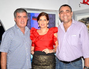 Gido Valentín, Iovanna Ravelo y Miguel Ávila.