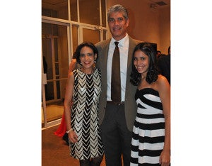 Gabriela, Augusto y Marcela Chicas.