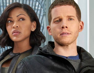 Minority Report Thriller policiaco con una pareja bastante extraña por protagonista: un hombre al que persigue su pasado y una mujer a la que marca su futuro. Juntos intentarán evitar crímenes que tendrán lugar en 2065. Estreno: 21 de septiembre, por el canal Fox.