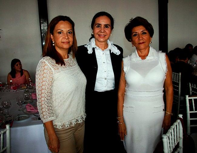 Maritza Lacayo, Luz de Starkman y Ana Hilsaca.